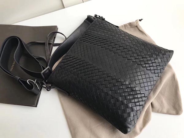 ボッテガヴェネタコピーバック BOTTEGA VENETA ネロ イントレチャート VN クロスボディバッグ 276357 V465C 1888 - 商品画像 4