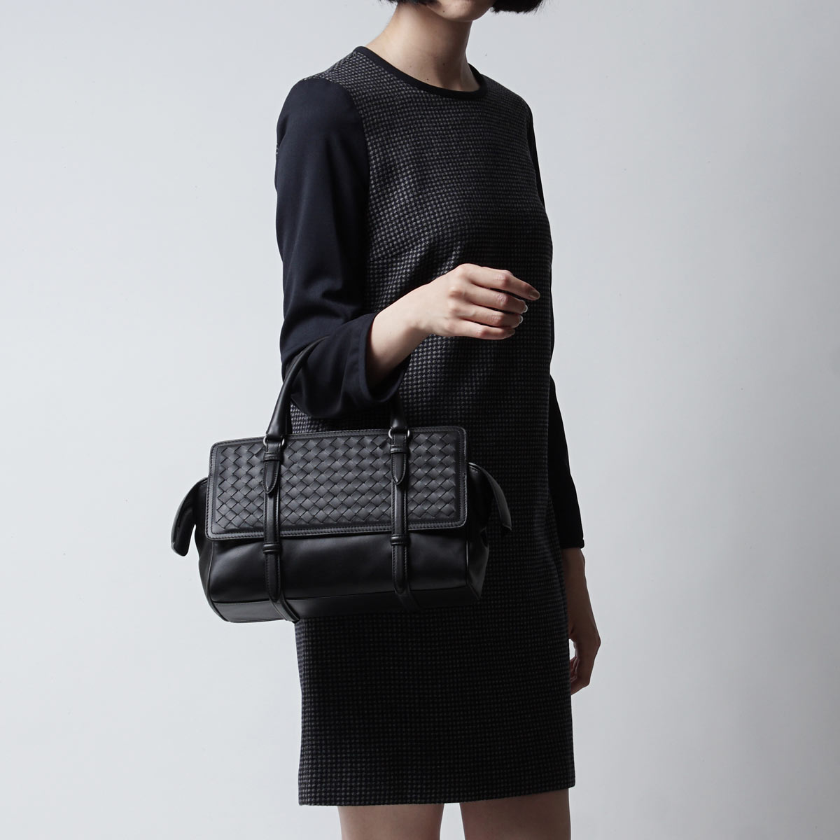 ボッテガヴェネタ/BOTTEGA VENETAスーパーコピー ハンドバッグ/NAPPA /ネロ ブラック系396448 vauq1 1000 レディース - 商品画像 4