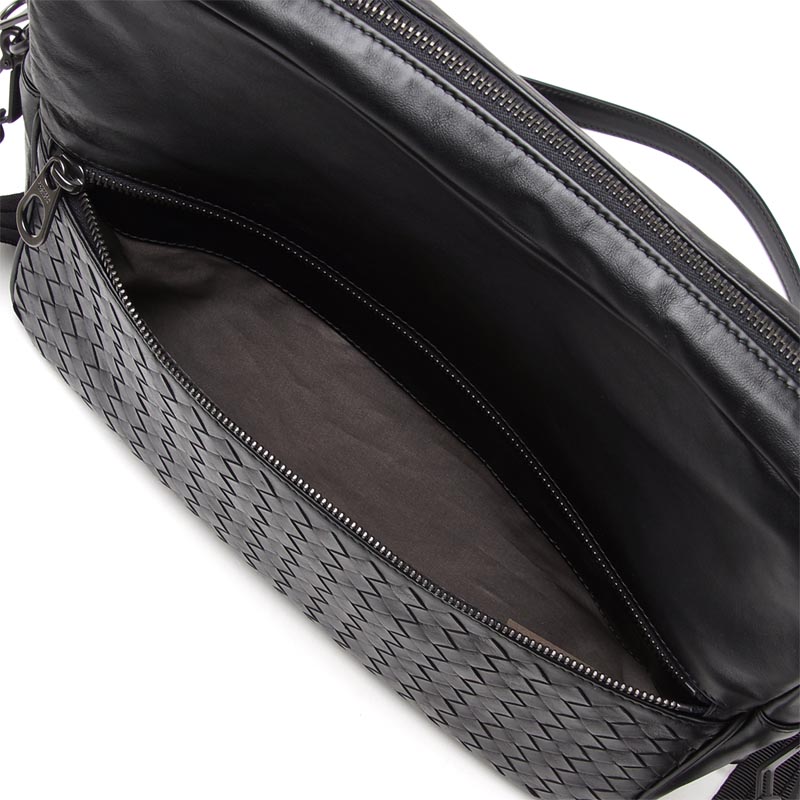 ボッテガヴェネタ/BOTTEGA VENETA メッセンジャーバッグ ショルダーバッグ(2WAY仕様) EXTRA LIGHT ネロ ブラック系 407638 vaxt1 1000 メンズ - 商品画像 7
