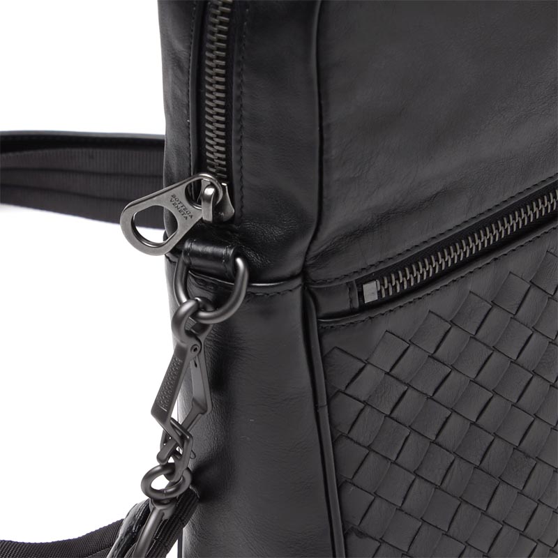 ボッテガヴェネタ/BOTTEGA VENETA メッセンジャーバッグ ショルダーバッグ(2WAY仕様) EXTRA LIGHT ネロ ブラック系 407638 vaxt1 1000 メンズ - 商品画像 9