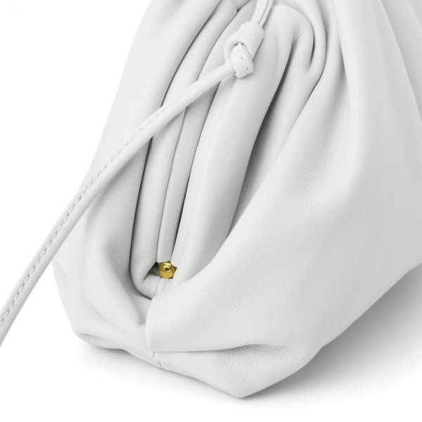ボッテガ ヴェネタ ショルダーバッグ ミニ THE POUCH 20 ザ ポーチ 20 585852 VCP40 9143 - 商品画像 5