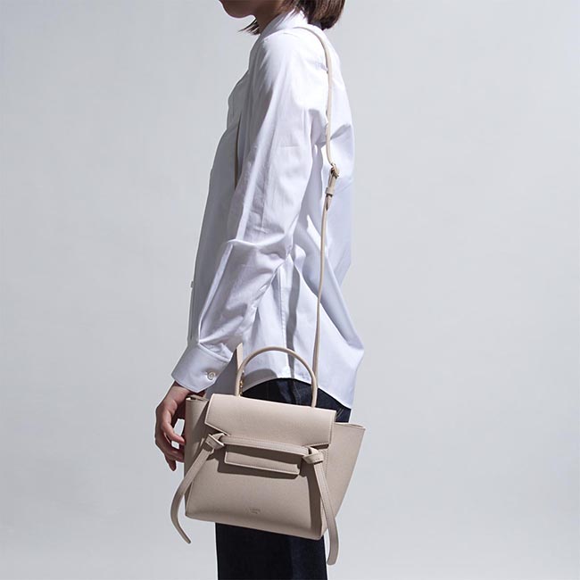セリーヌスーパーコピー CELINE ハンドバッグ 2WAY ベージュ レディース ギフト プレゼント レザー 本革 通勤 18900 3ad3 02pd Belt Bag Nano ベルトバッグ - 商品画像 4