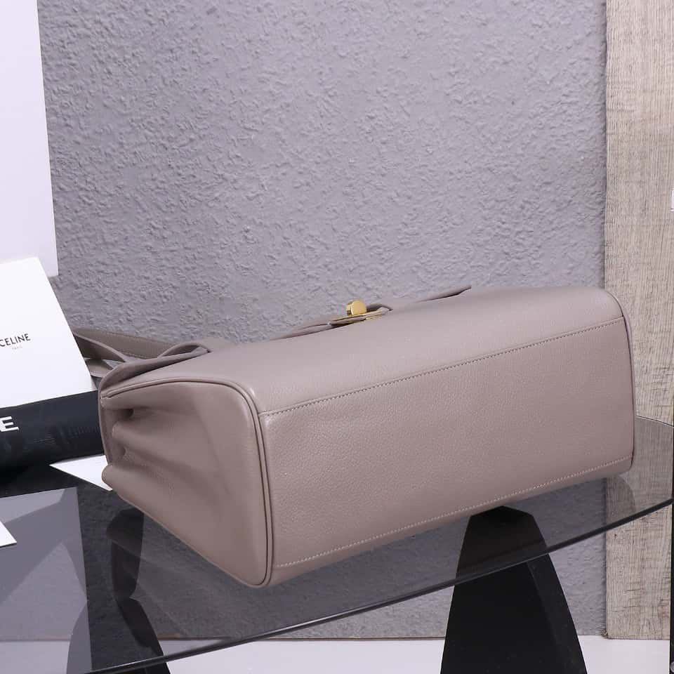 セリーヌ スーパーコピー ソフト16 ミディアム バッグ 195543 - 商品画像 1