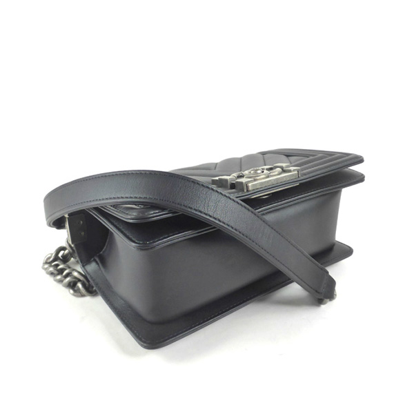 シャネルコピー （CHANEL） ラムスキン マトラッセ Vステッチ ボーイシャネル チェーンショルダー スモール ハンド バッグ A67085 - 商品画像 4