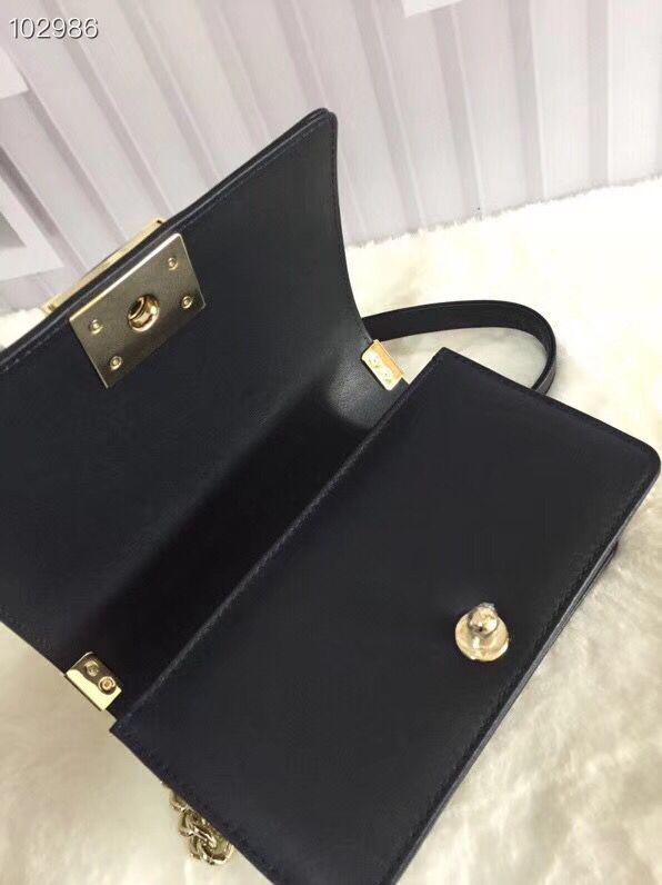 CHANELスーパーコピー シャネル 19Cクルーズコレクション BOY CHANEL スモール ハンドバッグ A67085 Y84156 C5638 - 商品画像 6