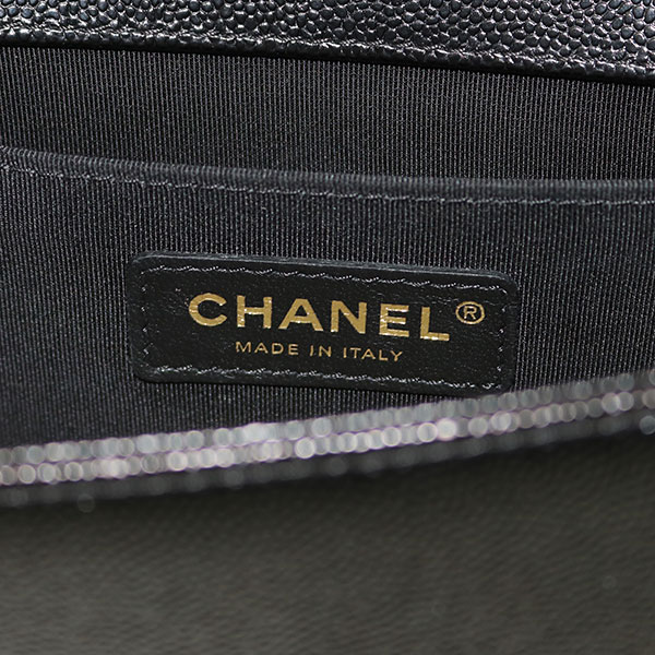 シャネルスーパーコピー 【CHANEL】 ボーイシャネル キャビアスキン シェブロン フラップバッグ ブラック ミディアム チェーンショルダー 斜め掛け キルティング Vステッチ A67086 - 商品画像 8