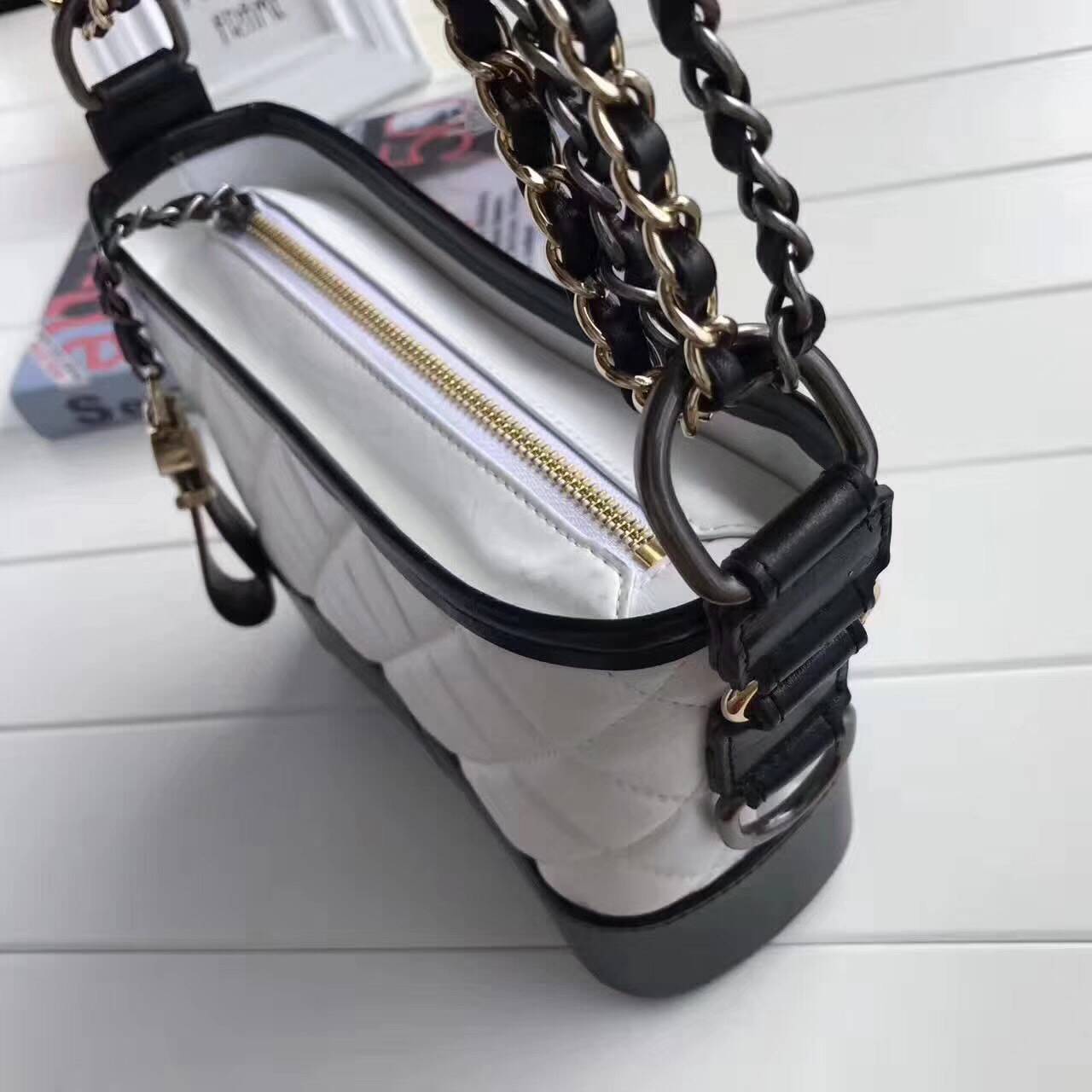 CHANELコピー スモール チェーンショルダーバッグ A91810 Y61477 C0200 - 商品画像 1