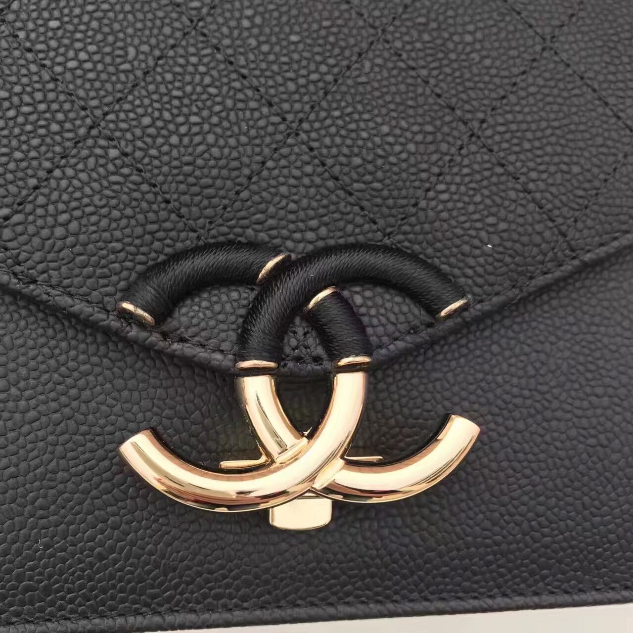 ブランドコピーシャネル chanel ハンドバッグ グレインド カーフスキン ブラック A93659 Y61153 C0201 - 商品画像 9