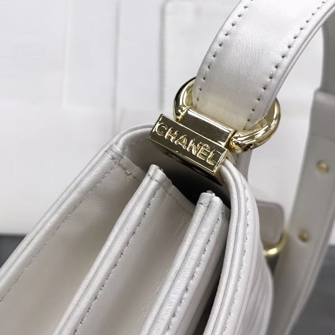 シャネル CHANEL BOY CHANEL ハンドバッグ チェーンショルダーバッグ AS0130 B00424 N4148 - 商品画像 6
