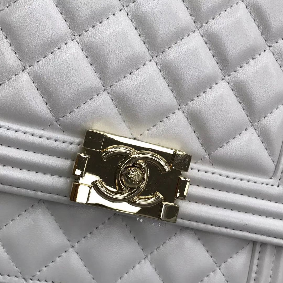 シャネル CHANEL BOY CHANEL ハンドバッグ チェーンショルダーバッグ AS0130 B00424 N4148 - 商品画像 4
