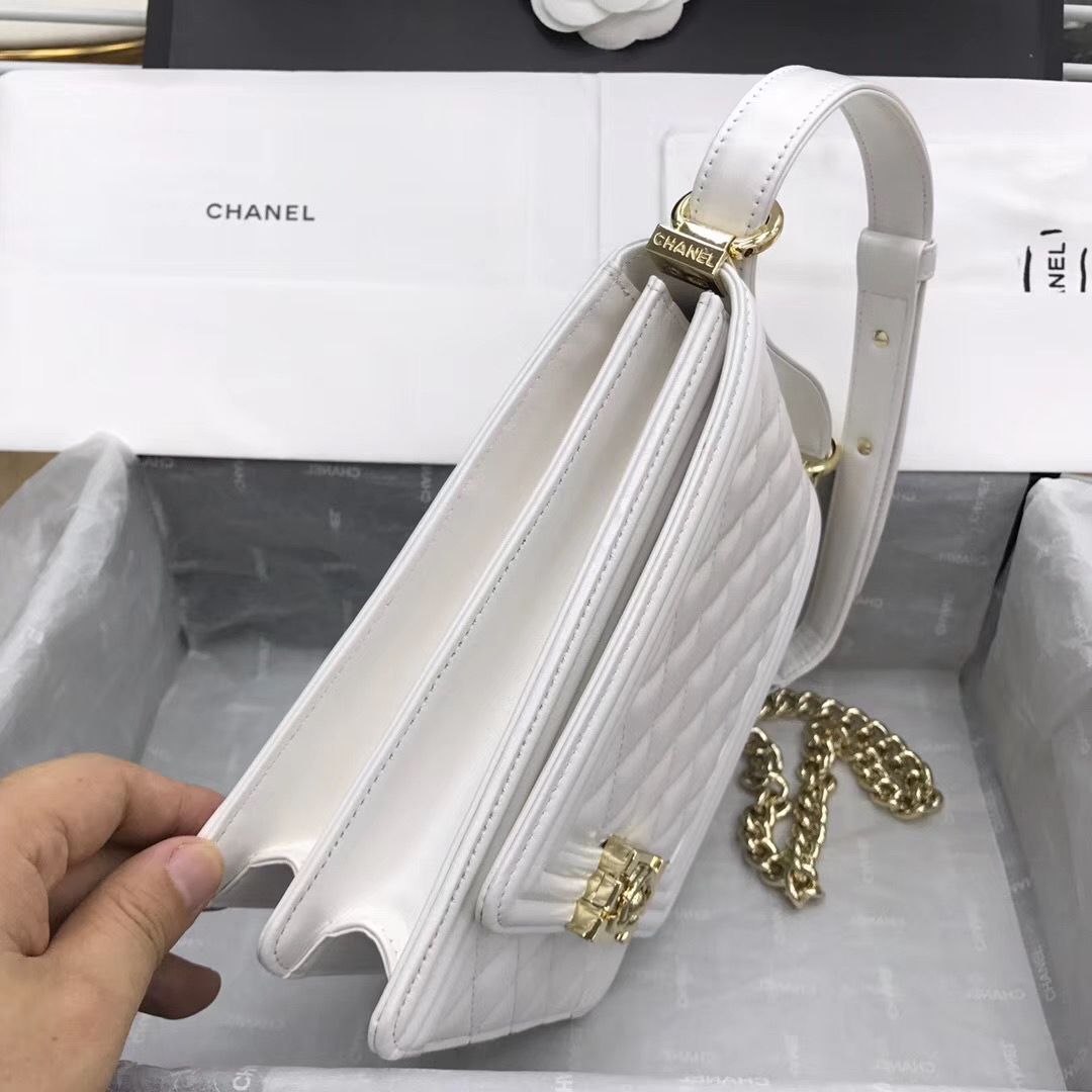 シャネル CHANEL BOY CHANEL ハンドバッグ チェーンショルダーバッグ AS0130 B00424 N4148 - 商品画像 1