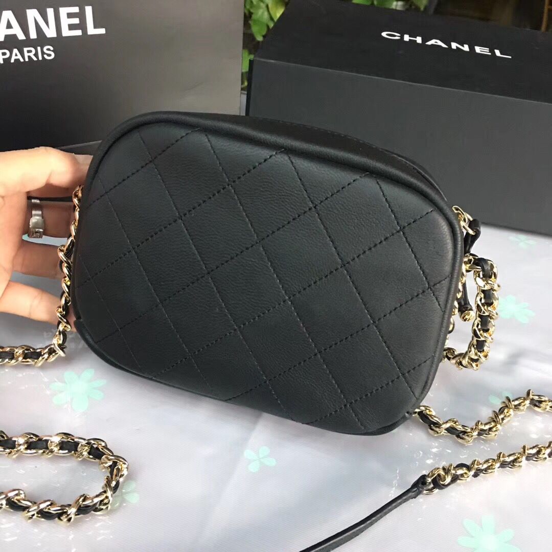 CHANELスーパーコピー シャネル 19Cクルーズコレクション カメラ ケース AS0137 Y84158 5B700 - 商品画像 1