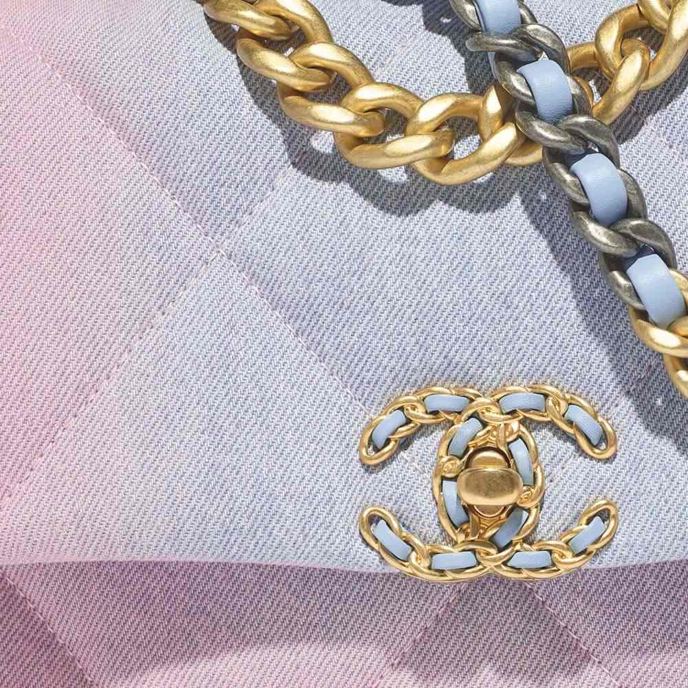シャネル スーパーコピー CHANEL 19 ハンドバッグ ブルー & ピンク AS1160 B15082 NT299 - 商品画像 1