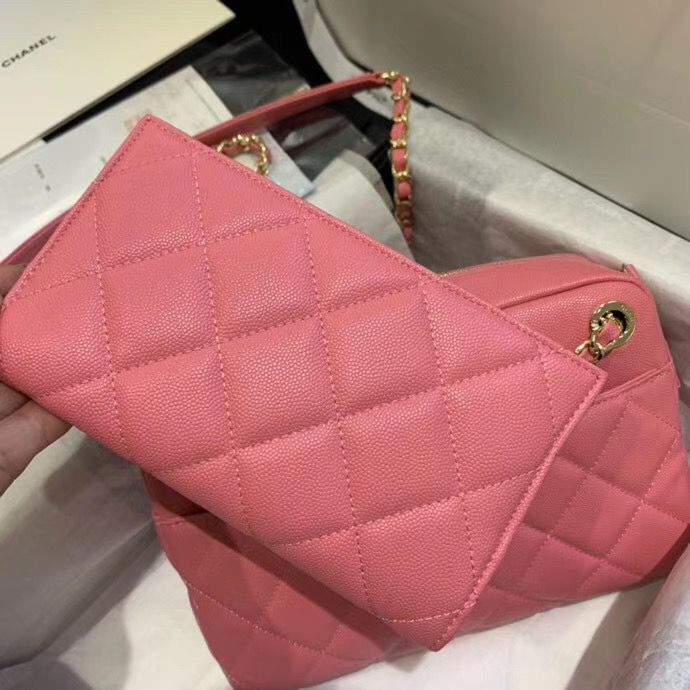 シャネル CHANEL ショルダー バッグ カメラ ケース スモール キャビア CC AS1367 B01937 N5328 - 商品画像 1