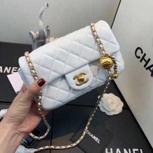 シャネル CHANEL マトラッセ ショルダーバッグ CCロゴ 白 AS1787 B02916 N6518 - 商品画像 2