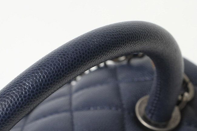 シャネル CHANEL シャネル トップハンドル ミニ フラップバッグ ショルダーバッグ AS2431 B05608 NC357 - 商品画像 1