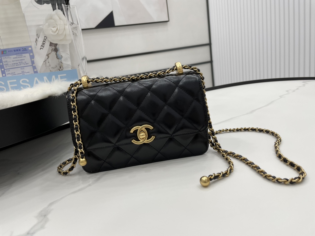 シャネルコピー CHANEL ミニ フラップバック カーフスキン ブラック AS2615 B05973 94305 - 商品画像 7