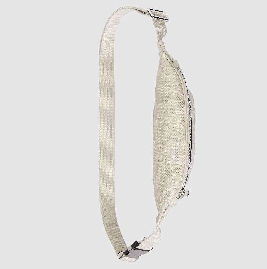 グッチスーパーコピー GUCCI ブラックレザー GGエンボス ベルトバッグ 658582 1W3CN 9022 - 商品画像 1