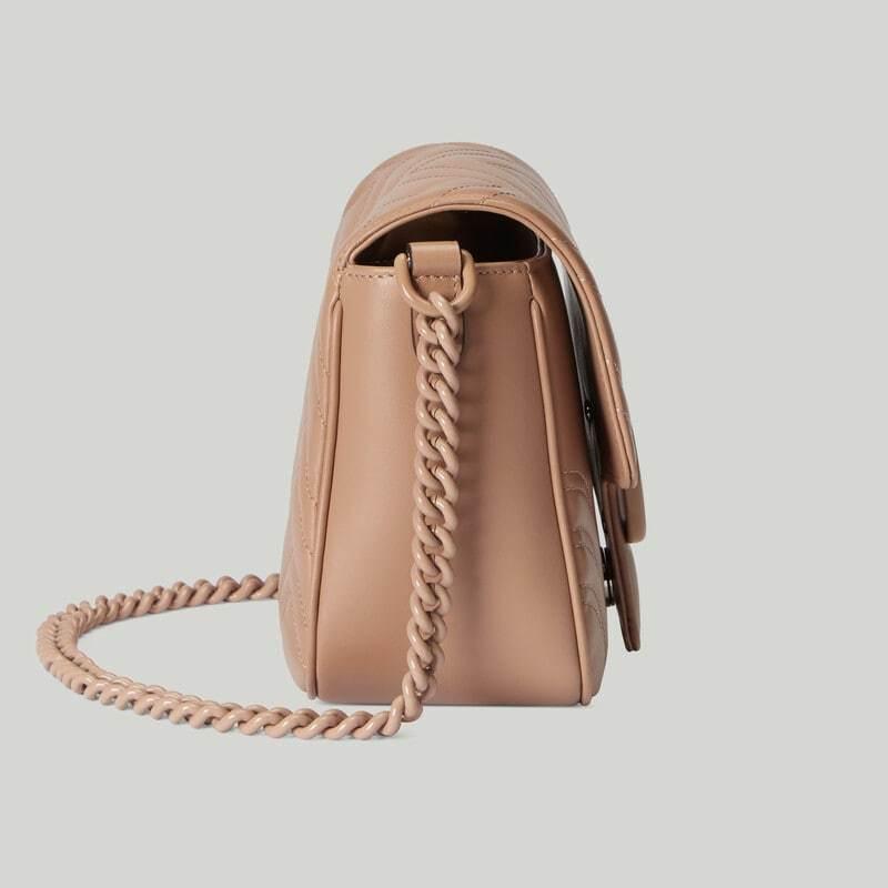 スーパーコピーグッチ GGマーモント キルティング ショルダーバッグ ミニ バッグ 739681 DAAAI 2747 - 商品画像 1