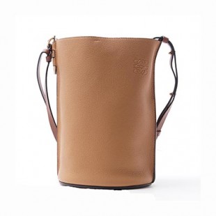 ロエベ LOEWE ショルダーバッグ レディース プレゼント ギフト レザー 本革 通勤 32112 u13 4294 GATE BUCKET ゲート バケット - 商品画像 2