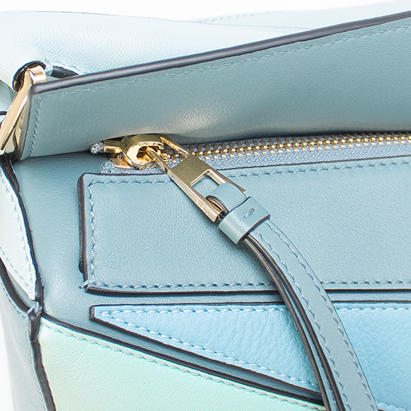 ロエベ LOEWE バッグ レディース 2WAYハンド/ショルダーバッグ PUZZLE BAG [パズル バッグ] アクアブルー/ライトブルー/ストーンブルー 322 30US20 6235 - 商品画像 3