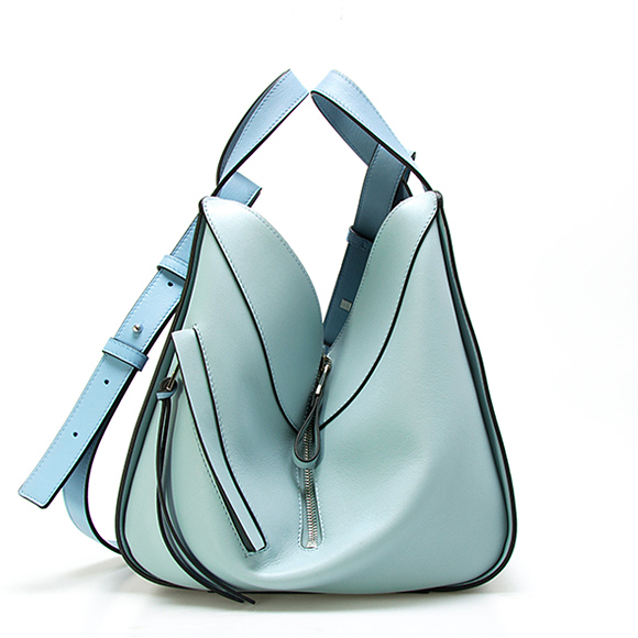 ロエベ LOEWE バッグ レディース 2WAYハンド/ショルダーバッグ ブルーマルチ HAMMOCK SMALL BAG [ハンモック スモールバッグ] 387 30TS35 8880 - 商品画像 10