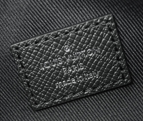 LOUIS VUITTON ルイヴィトン『タイガ アウトドア メッセンジャー PM』M30233 メンズ ショルダーバッグ - 商品画像 8