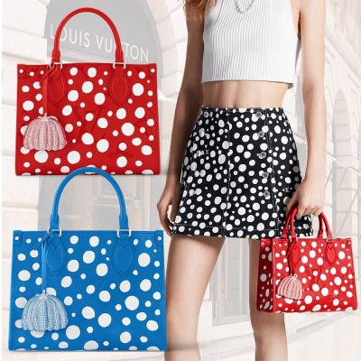 ルイヴィトンスーパーコピー LV × YK オンザゴー PM ハンドバッグ M46412 M46424 - 商品画像 2