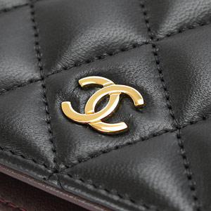 シャネル CHANELコピー財布 二つ折り ココマーク キルティング マトラッセ ボルドー ラムスキン ブラック×ボルドー/GD A31509 Y01480 BLACK/BORDEAUX/GD - 商品画像 5
