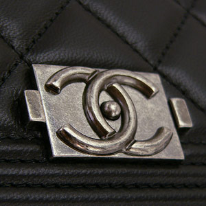 CHANELスーパーコピーシャネル 財布 二つ折り BOY CHANEL/ボーイシャネル パリボンベイ キルティング マトラッセ レザー ブラック A68722 - 商品画像 5
