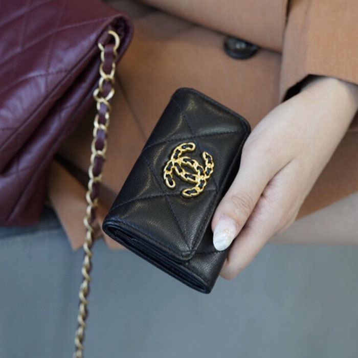 シャネルコピー CHANEL 19 フラップ カードケース ミニ財布 AP1790 - 商品画像 4
