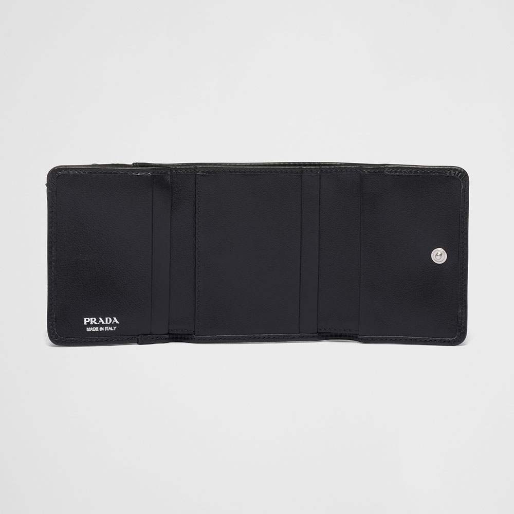 プラダ スーパーコピー グレーストライアングルエンボスレザー 財布 1MH044_2FPB - 商品画像 1